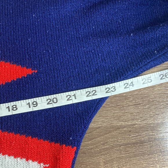 Vintage 80’s Women’s Abstract Vivanti 3/4 Sleeve Sweater Blue white & Red - Picture 5 of 8